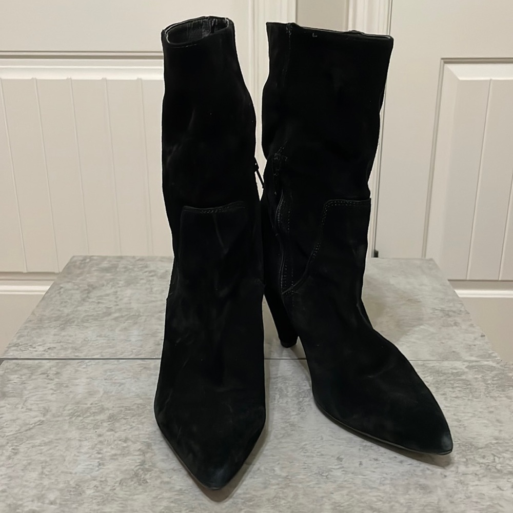 Genuine suede leather Kenneth Cole Labella cone heel bootie. Size 9
